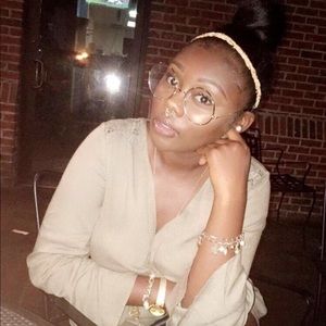 Meet your Posher, Kierra